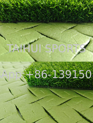 Materassino/Sottostrato ammortizzante di design popolare per campi da calcio, rugby e sportivi, resistente ai raggi UV e con design tagliato