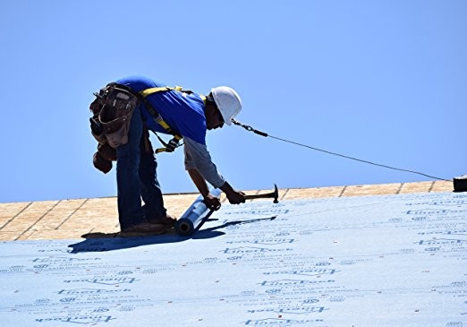 Pad di scossa in schiuma impermeabile Sottotettura di tetto sintetico su misura stampata con pellicola di alluminio 2
